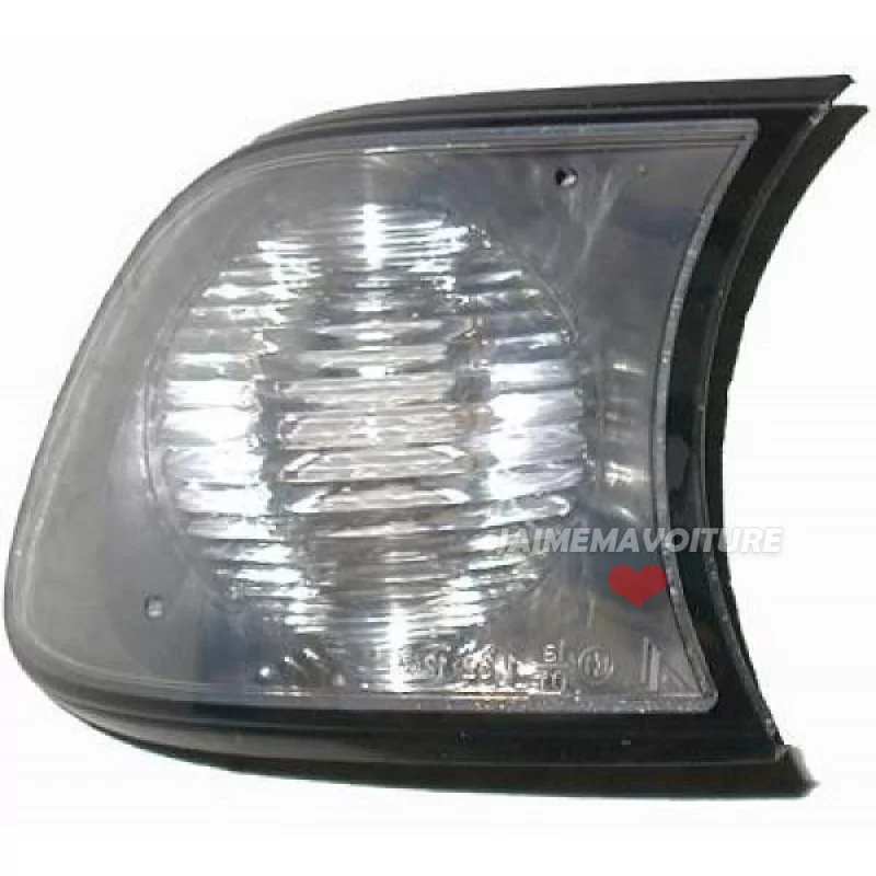 Left turn signal white BMW 3 series compact E46 Left turn signal white BMW 3 series compact E46