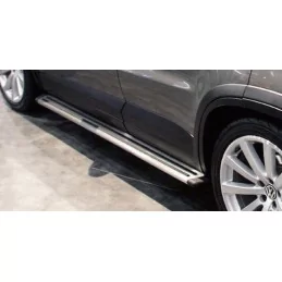 VW Tiguan foot step