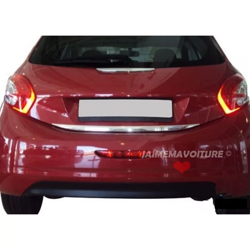 Peugeot 208 aluminium kofferbak lip chroom