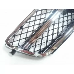 Mercedes C-class AMG C63 grille