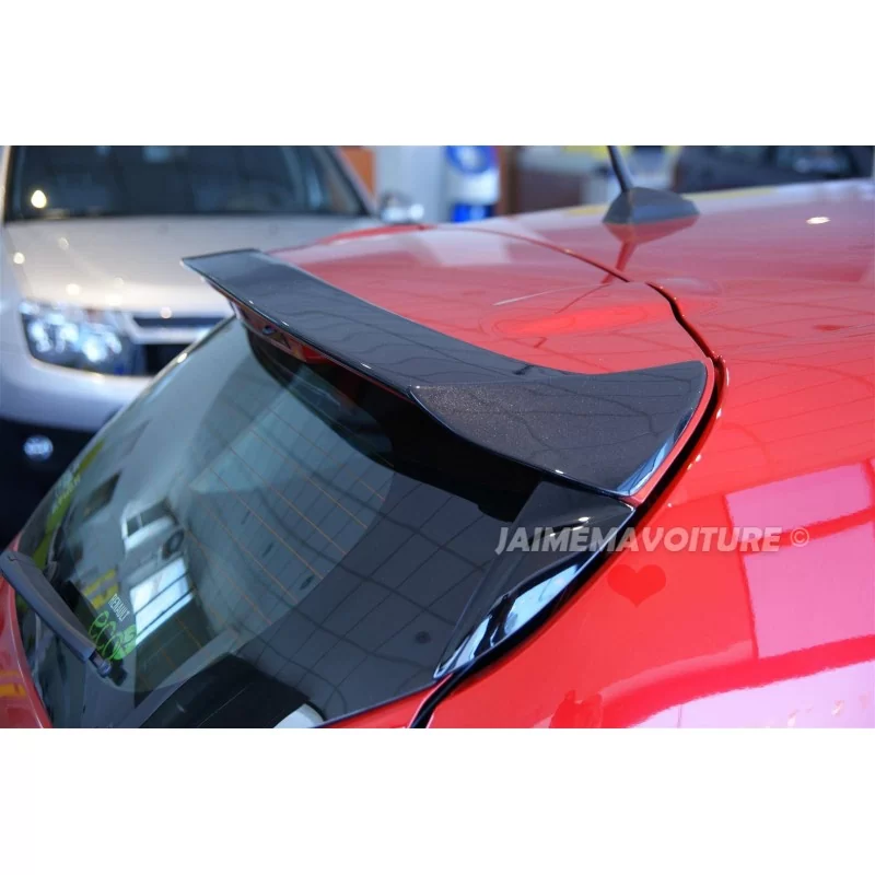 Renault Clio 4 takspoiler för sport Renault Clio 4 takspoiler för sport