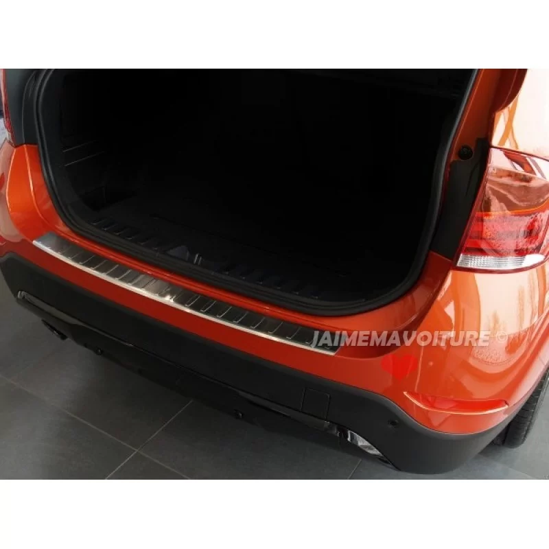 BMW X1 soglia di carico in alluminio cromato BMW X1 soglia di carico in alluminio cromato