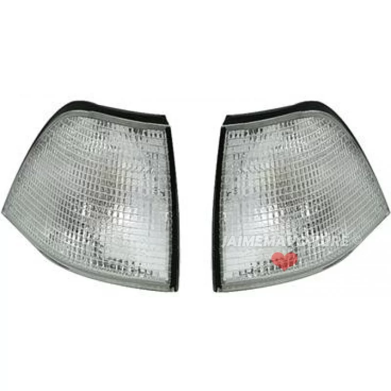 Pair of flashing BMW series 3 E36 cut convertible white