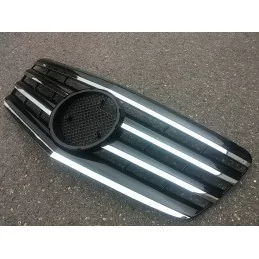 Mercedes E Class grille