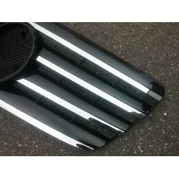 Mercedes E Class grille