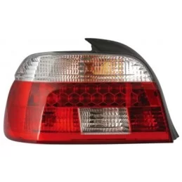 BMW E39 tiene luces de cola roja LED blanco