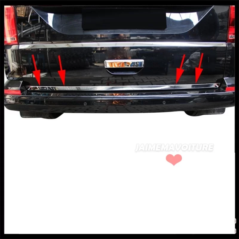 Modanatura in alluminio cromato del cofano del bagagliaio VW T6