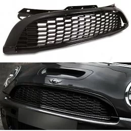 Black varnished grille in the John Cooper Works style