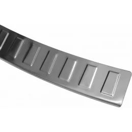 Rear bumper loading threshold for Skoda Scala