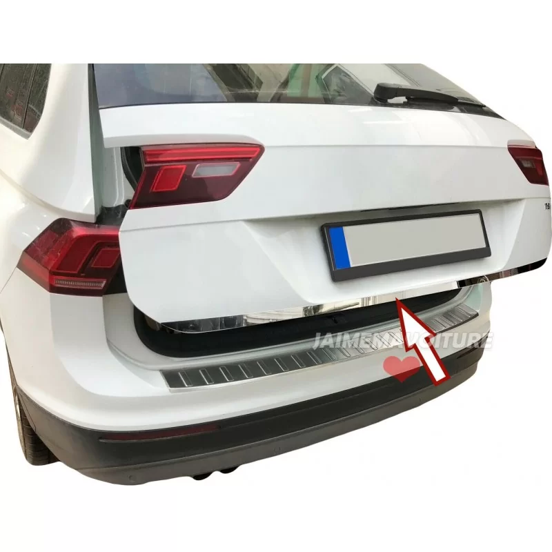 Cofano inferiore in alluminio cromato per VW Tiguan II