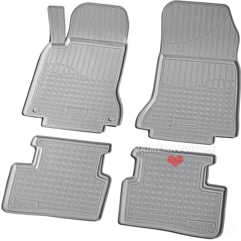 Beige carpet of chest for Mercedes class B - 3D