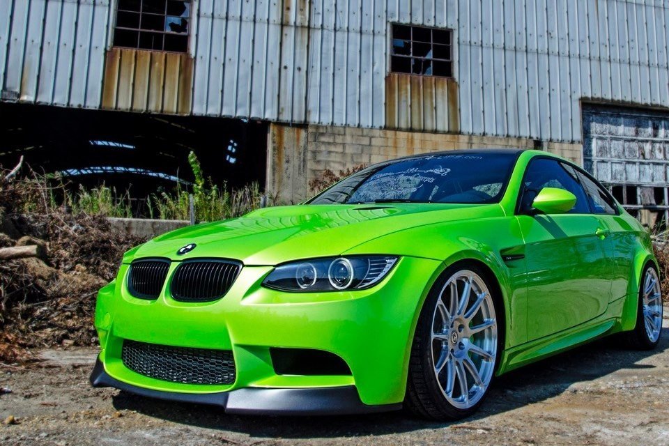 BMW M3 tout en couleur...