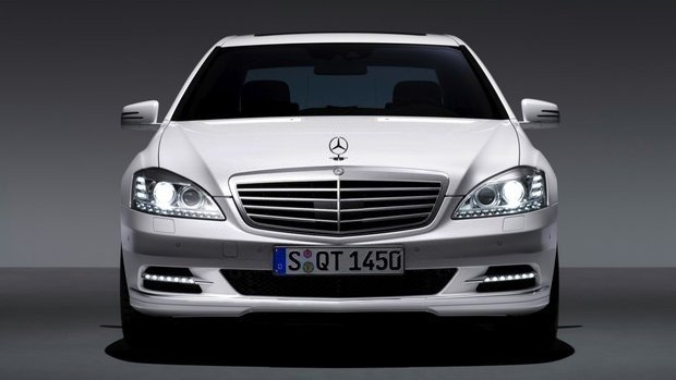 Phare xenon sur Mercedes classe S
